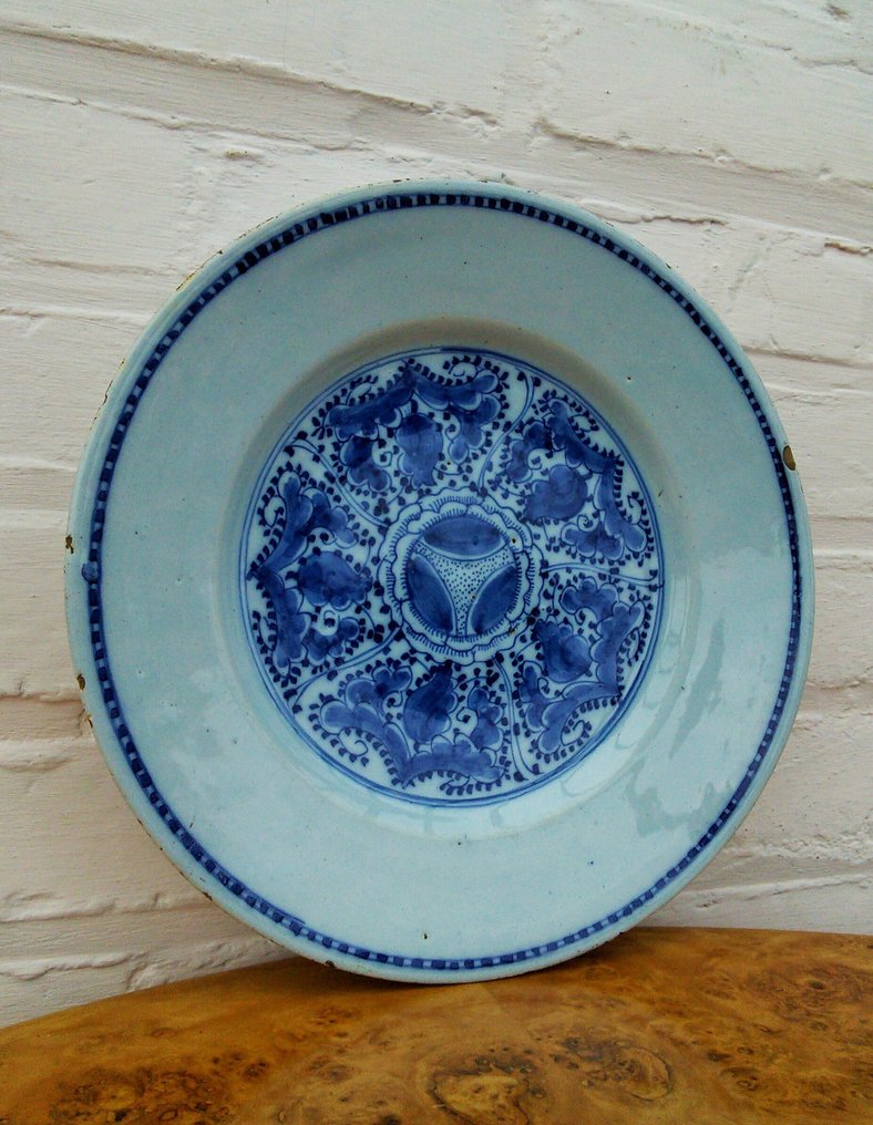 Πιάτο - Zeldzaam decoratiepatroon - Πήλινο, Σμάλτο, Delftware #3.2