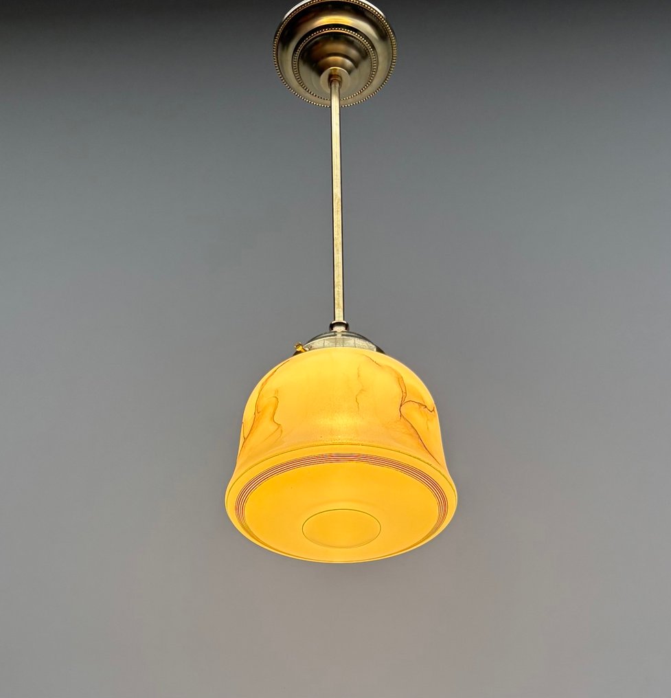 Plafoniera - Ottone, Vetro, Acciaio - Lampadario in ottone con finitura in ottone, dotato di una copertura di vetro leggermente gialla. #3.2