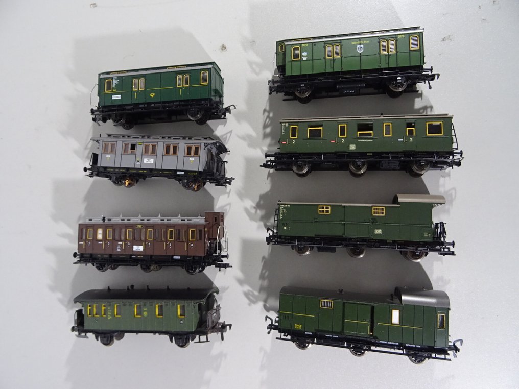 Fleischmann, Roco H0 - Model wagonu pasażerskiego (8) - 8 pojazdów komunikacji miejskiej - DRG #1.0