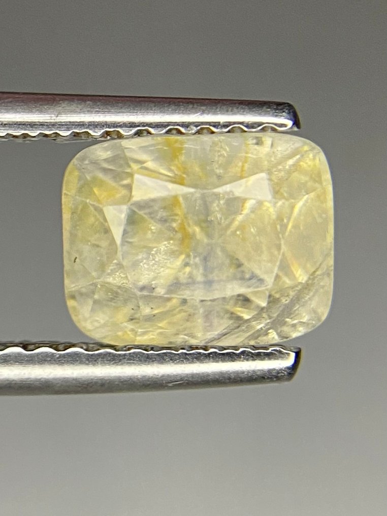 Ingen mindstepris - 1 pcs Gul Safir - 2.41 ct - International Colored Gemstone Association (ICA GemLab) #1.0