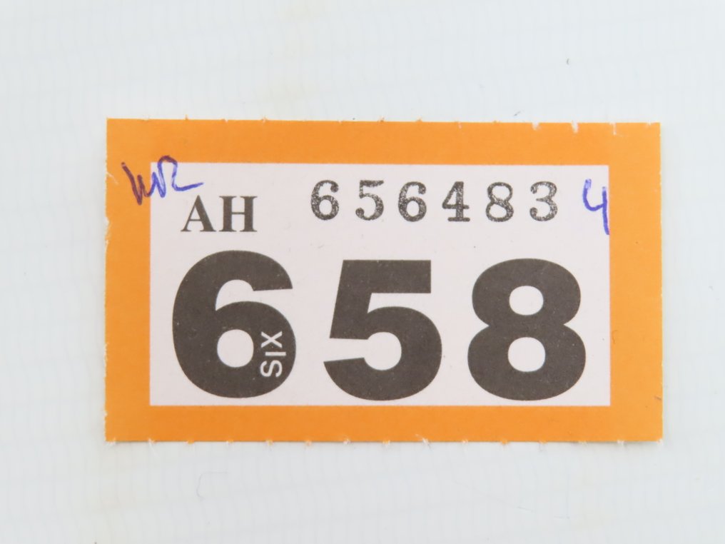 LGB G - 4063 - Carrozza merci di modellini di treni (1) - Carro merci chiuso a due assi con cabina freno - ÖBB #2.1