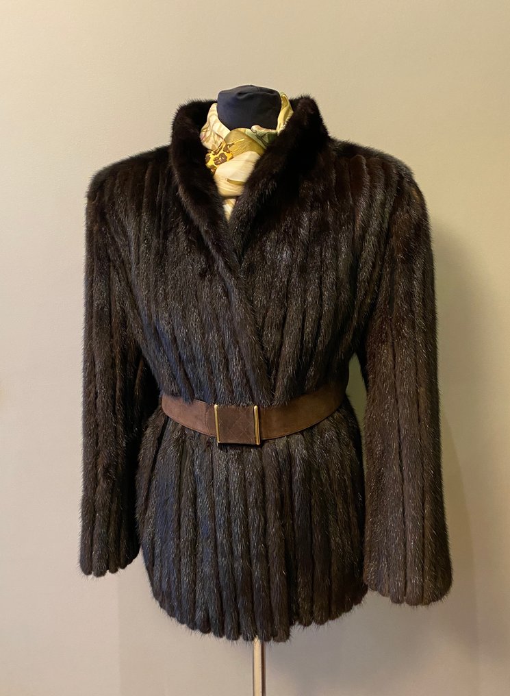 Artisan Furrier - 皮毛大衣 - 复古 #1.0