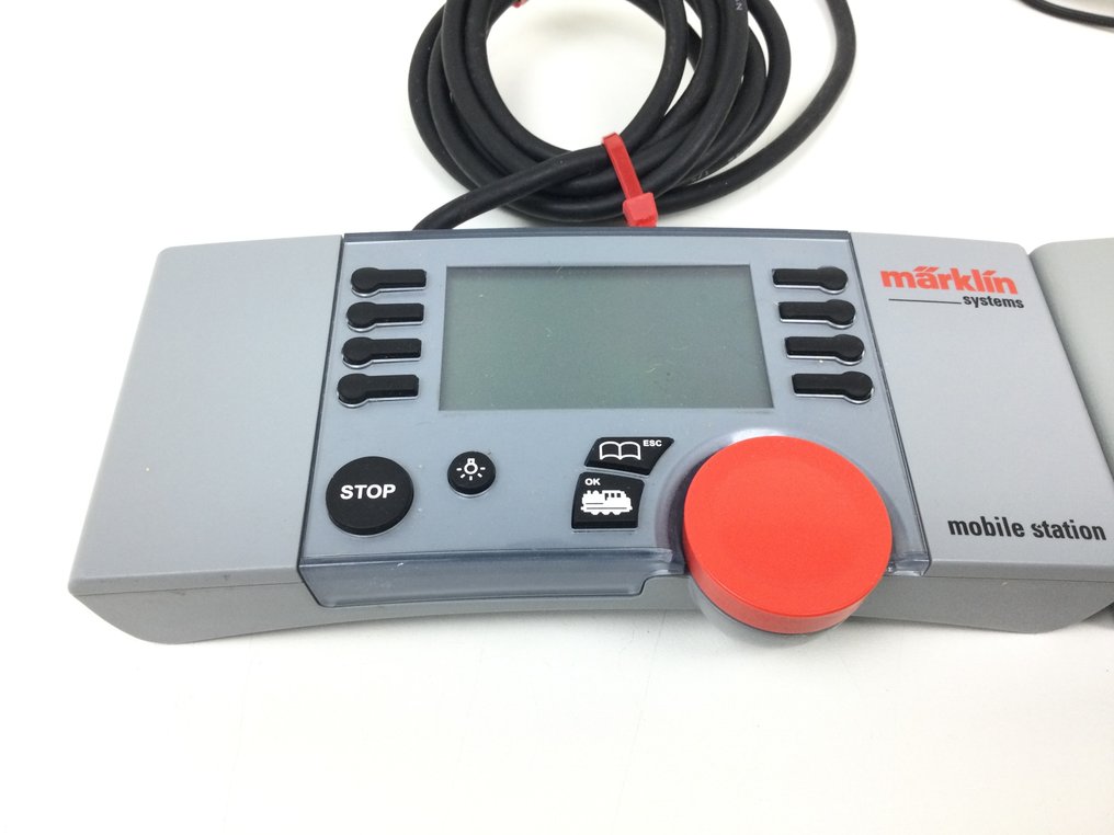 Märklin H0 - 24088/60652/60479/66201 - Unidade de controlo digital (5) - Duas unidades de Mobile Station, transformador de 18VA e conexão C-Rails. #1.0