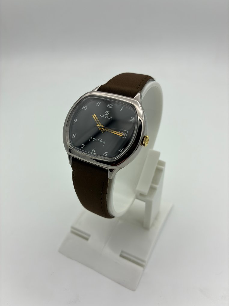 Revue - Unknown - No reserve price - Men - 1980-1989 #3.2