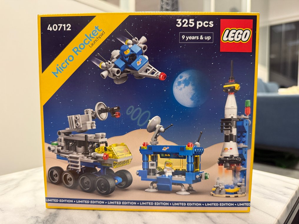 Lego Set - 40712 - Space - Micro Rocket #1.0