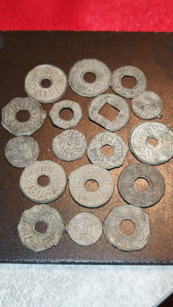 婆罗洲和印度尼西亚苏丹国. Pitis c.a. 1600, 17 pieces (没有保留价) #1.0