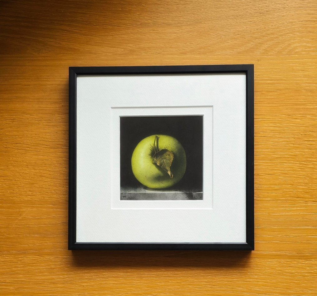 Mieke van Thiel - Green Apple #2.1