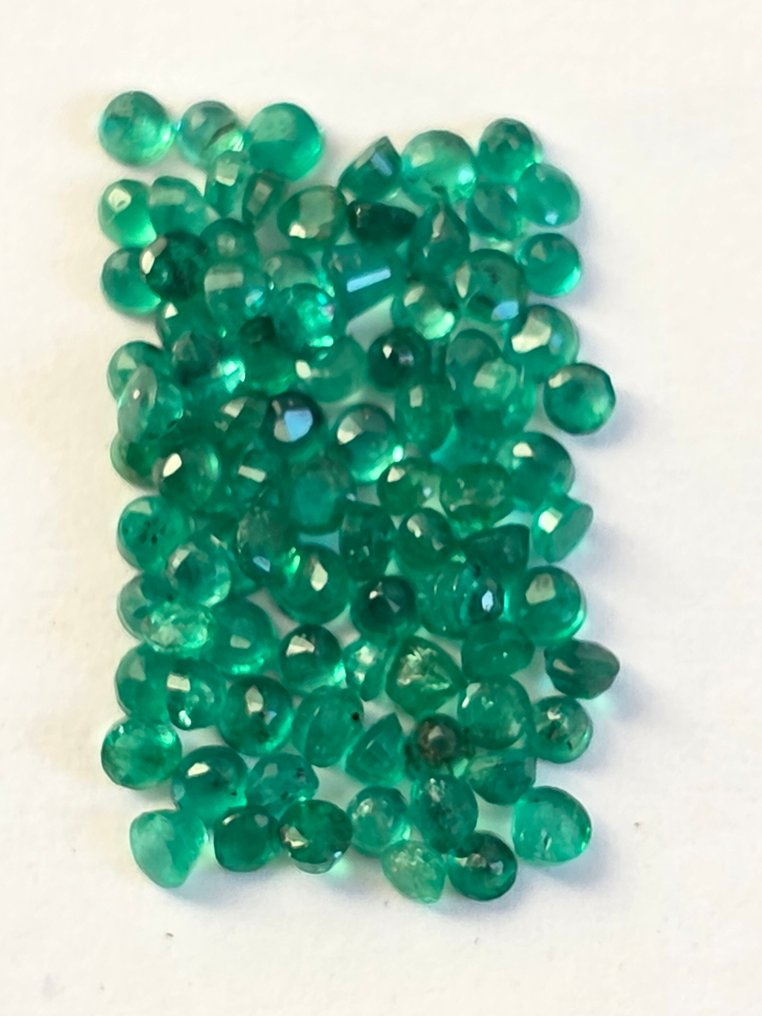 Nincs minimálár - 92 pcs  Zöld Smaragd  - 2.65 ct - GEM-TECH Istituto Gemmologico #2.1