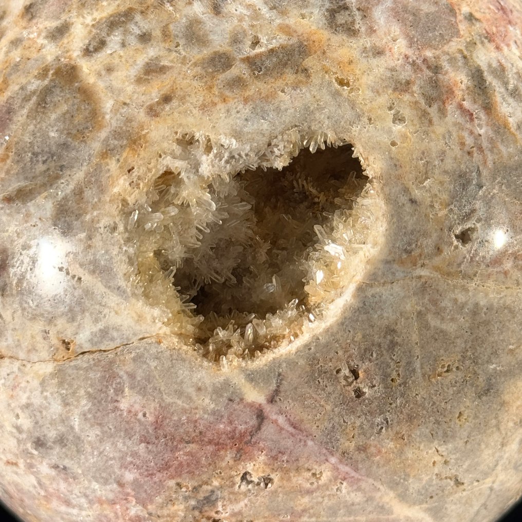 NO RESERVE PRICE - Stunning Pair of Crystal Quartz- Spheres on custom stands - Height: 19.8 cm - Width: 10.7 cm- 2600 g - (2) #3.2