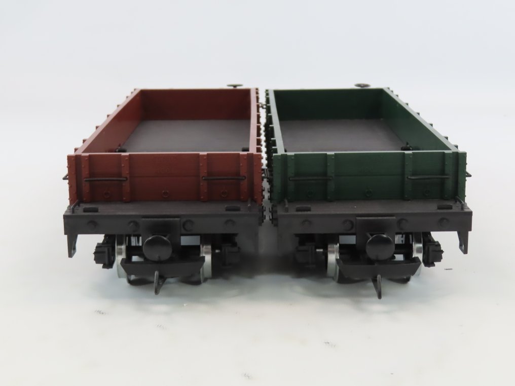 LGB G - 42610 - Τρένο μοντελισμού μεταφοράς εμπορευμάτων (1) - 2-τεμάχιο σετ με 4-άξονες χαμηλούς ανοιχτούς πίσω φορτηγούς με μπαλκόνι. - DR (DDR) #4.3