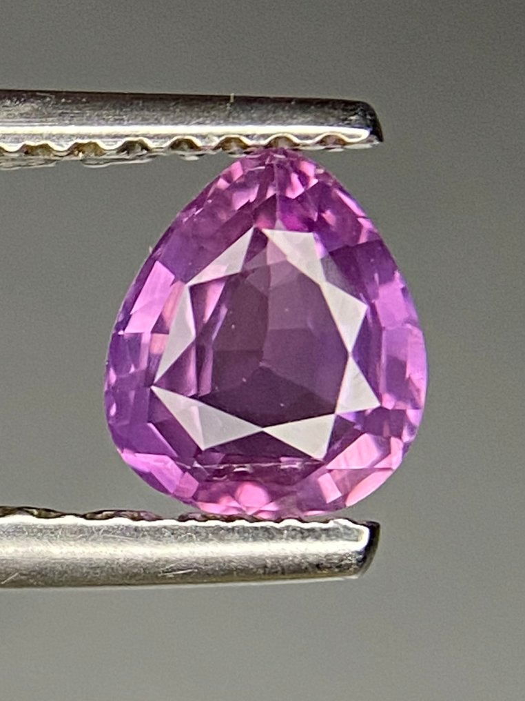 Nincs minimálár - 1 pcs Rózsaszín, Lila Zafír - 1.03 ct - Nemzetközi Színes Drágakő Szövetség (ICA GemLab) #2.1