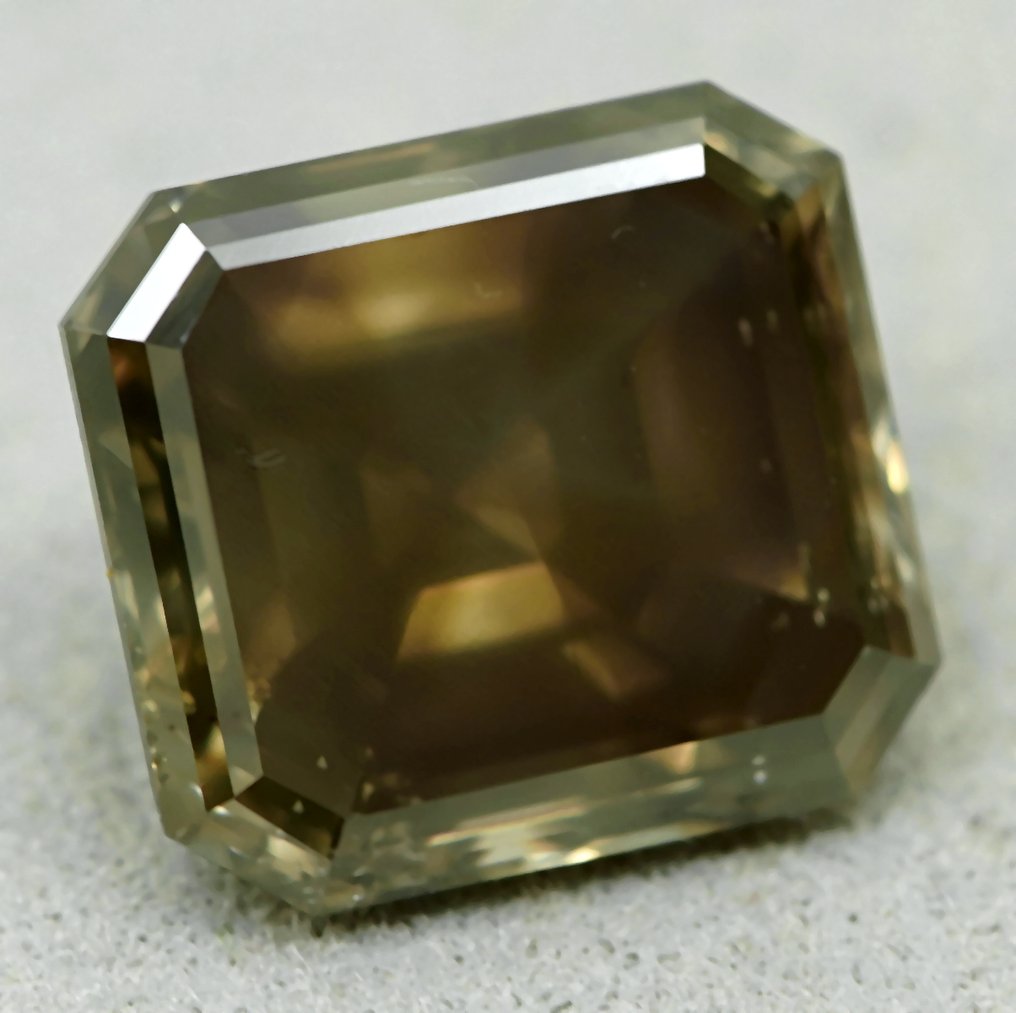 Nincs minimálár - 1 pcs Gyémánt  (Természetes színű)  - 1.65 ct - Négyzet - Fancy deep Szürkés, Sárgás Barna - I2 - Gem Report Antwerpen (GRA) #4.3