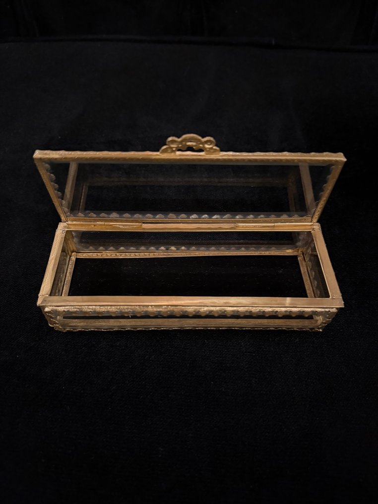 Boîte à bijoux - Napoleon III - Boîte à bijoux en verre rectangulaire longue, en laiton doré – renaissance Napoléon III (1970–2000) #3.2