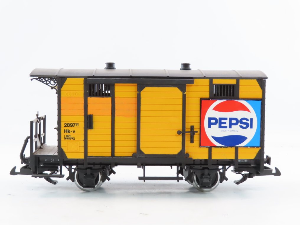 LGB G - 4034 - Model wagonu towarowego (1) - Dwupokładowa zamknięta wagon towarowy z dźwiękiem diesla - DB #4.3