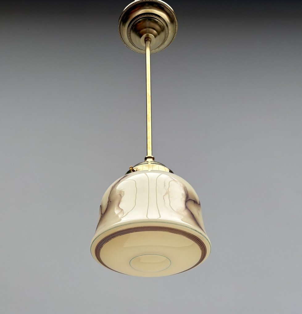 Plafoniera - Ottone, Vetro, Acciaio - Lampadario in ottone con finitura in ottone, dotato di una copertura di vetro leggermente gialla. #2.1