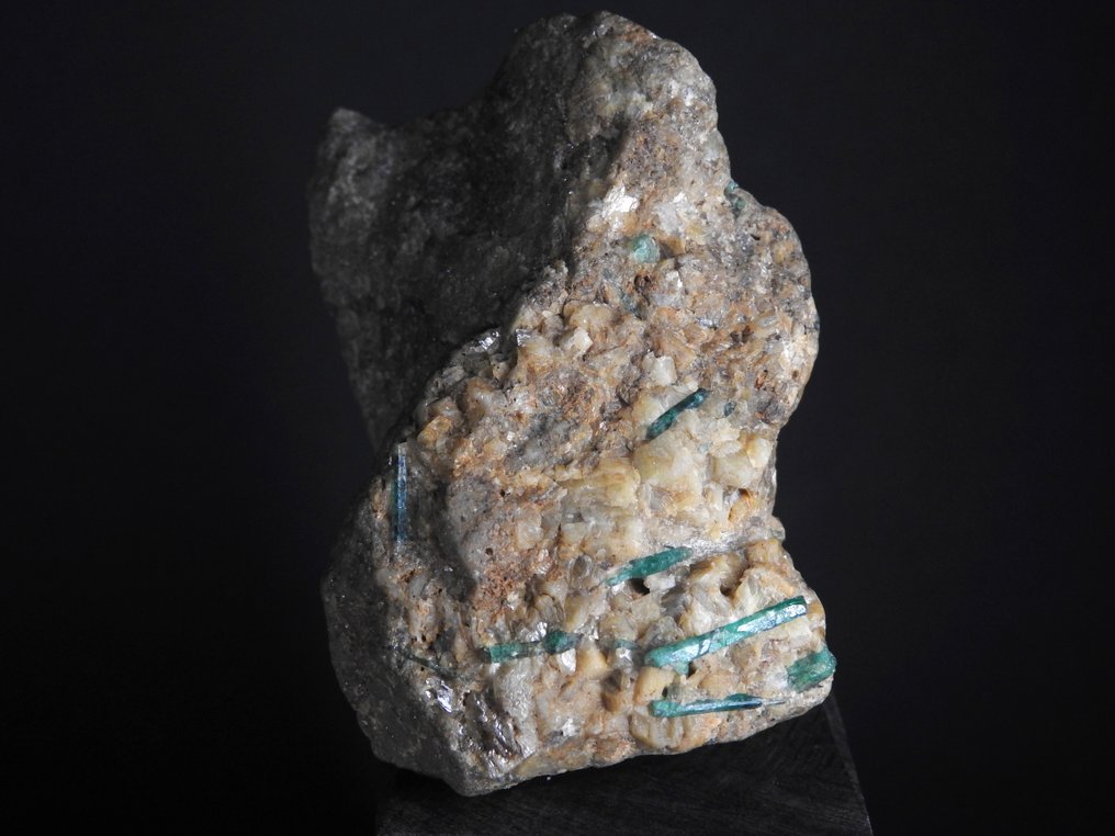 Panjshir Emerald Kristalle auf Muttergestein - Höhe: 24 mm - Breite: 40 mm- 74 g #2.1