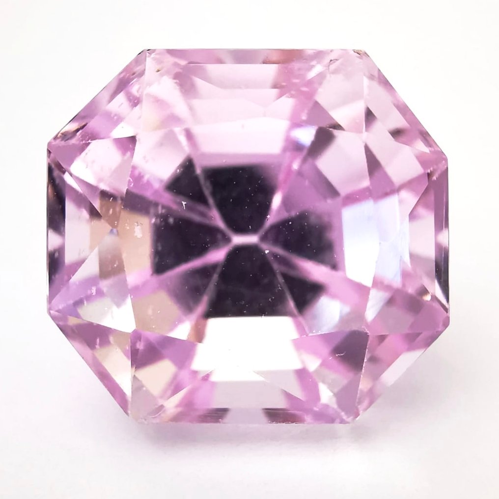 Ingen mindstepris Kunzit  - 21.35 ct - Antwerp Laboratory for Gemstone Testing (ALGT) - Pink Kunzite #1.0