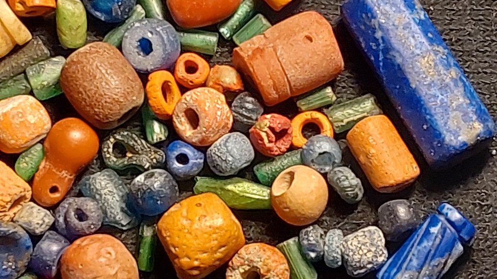 Oud Egyptisch tot Romeins Glas Meer dan 100 oude kralen  (Zonder minimumprijs) #2.1