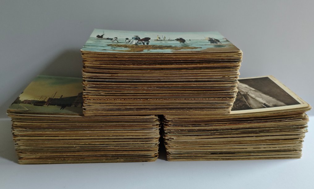 Ολλανδία - Πόλη και τοπία, Διάφορα, Λουλούδια, Ανεμόμυλος, Στρατός, Τραμ (τράκτορες / τροχόσπιτα), Α' Παγκόσμιος Πόλεμος, Γέφυρες, Κάστρα και μνημεία, Θαλάσσιος - Διάφορες ολλανδικές πόλεις, μεταξύ άλλων η Ντέρντερχτ, η Ζαντάμ, το Άμστερνταμ, το Ντελφτ. - Καρτ-ποστάλ (478) - 1913-1919 #1.0