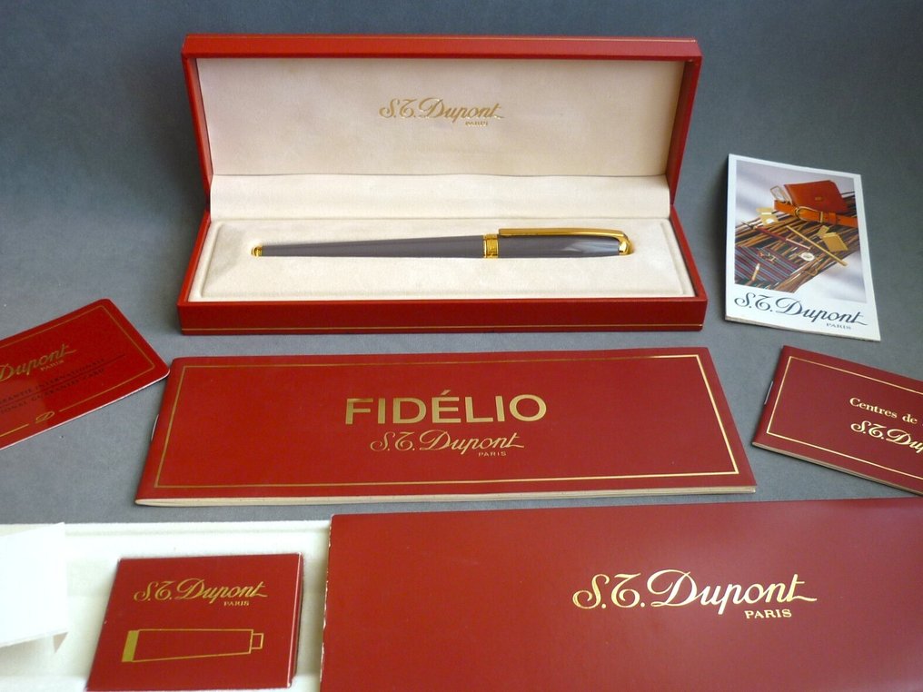 S.T. Dupont - Superb Fidelio Gold Nibbed Fountain pen - Ingen reservasjonspris - Fyllepenn #1.0