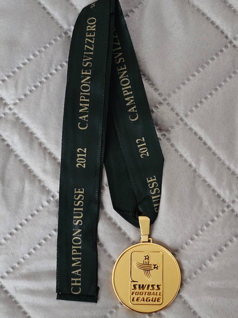 FC Basel - 瑞士足球联赛 - 2012 - 体育奖牌 #4.3