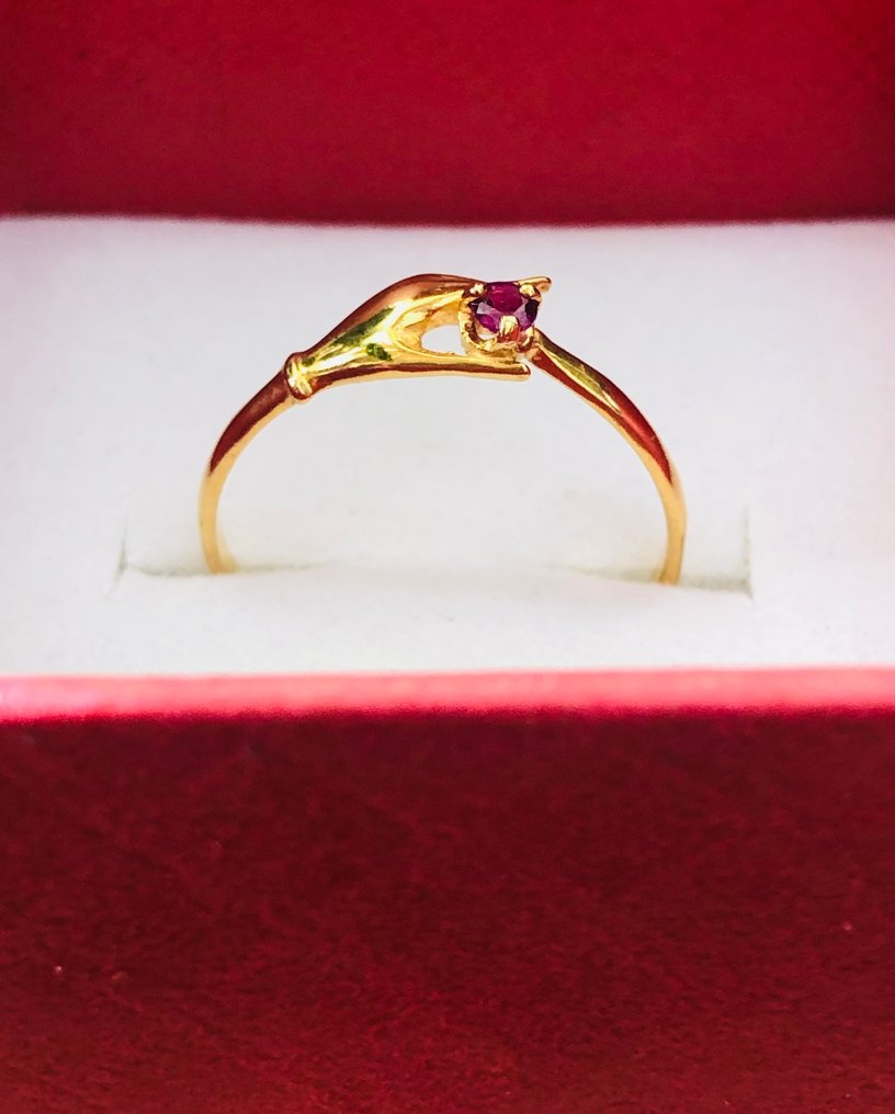 Nincs minimálár - Gyűrű - 18 kt. Sárga arany Rubin #3.2