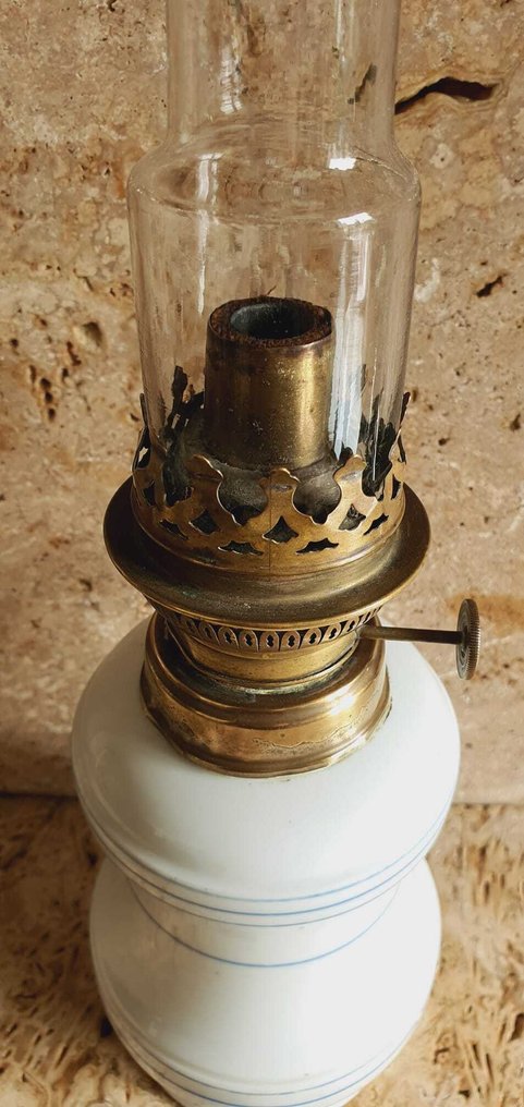 Petroleumslampe (3) - Porcelæn, Kobber, Emalje #2.1