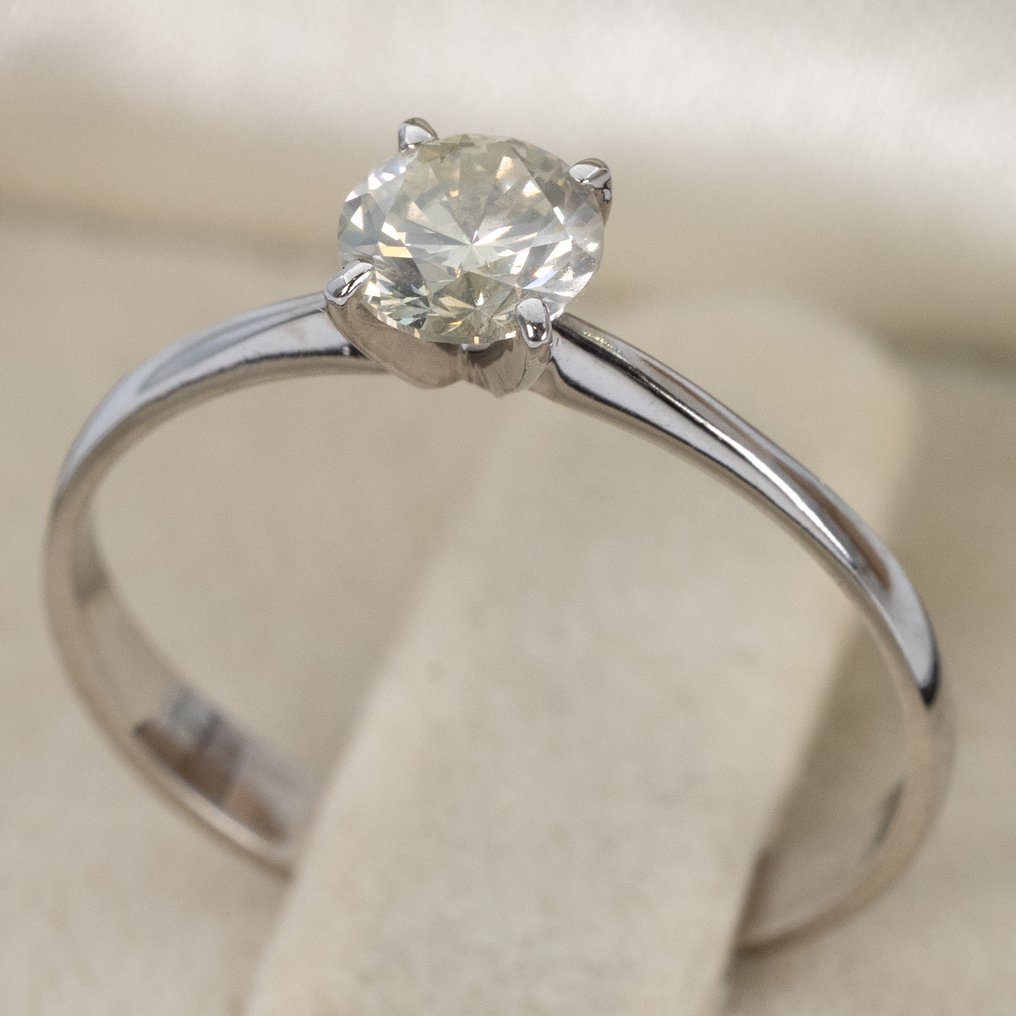 Zonder minimumprijs - Ring - 14 karaat Witgoud - 0.58ct. tw. Diamant (Natuurlijk) - GWLab #4.3