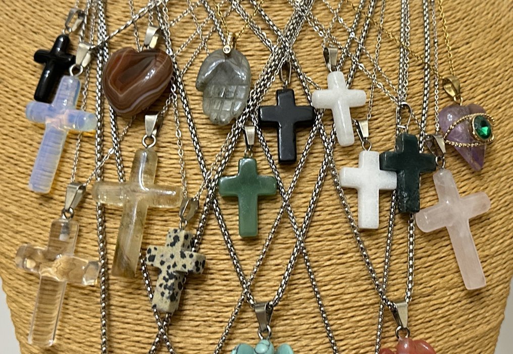 19个宗教护符：十字架、拉丁十字架、守护天使、法蒂玛之手 - 墜飾 - 天然石材 + 鏈條 #3.2