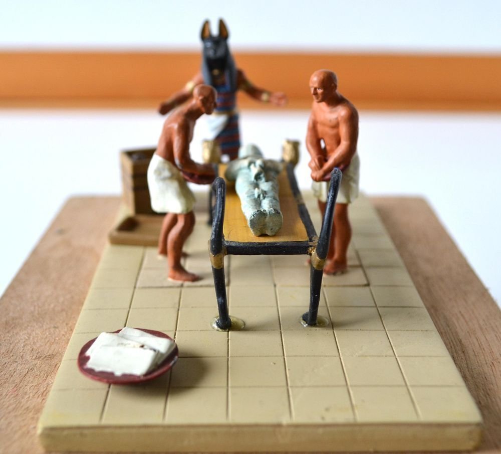 - Diorama Del Prado n° 1 - Egypte ancienne - 1/32 ème - La Momification des morts #4.3