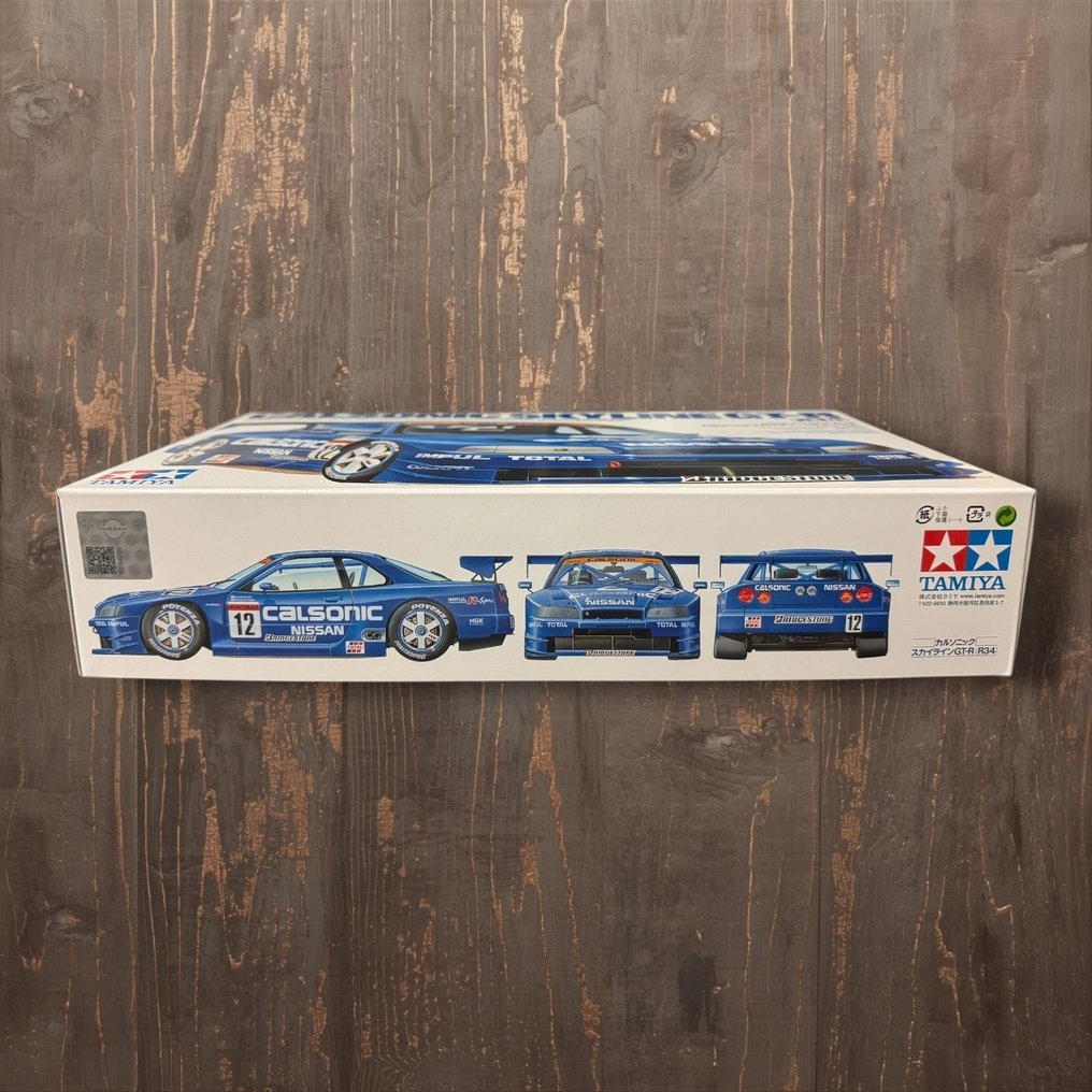 Tamiya - Auto giocattolo CALSONIC SKYLINE GT-R (R34) 1/24 SCALE Full Display Model Kit - 1990-2000 - Giappone #2.1