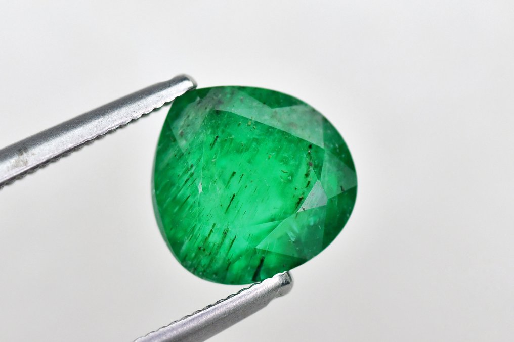 Nincs minimálár - 1 pcs Zöld Smaragd - 2.57 ct - Nemzetközi Gemmológiai Intézet (IGI) - Élénk zöld Zambiai #2.1