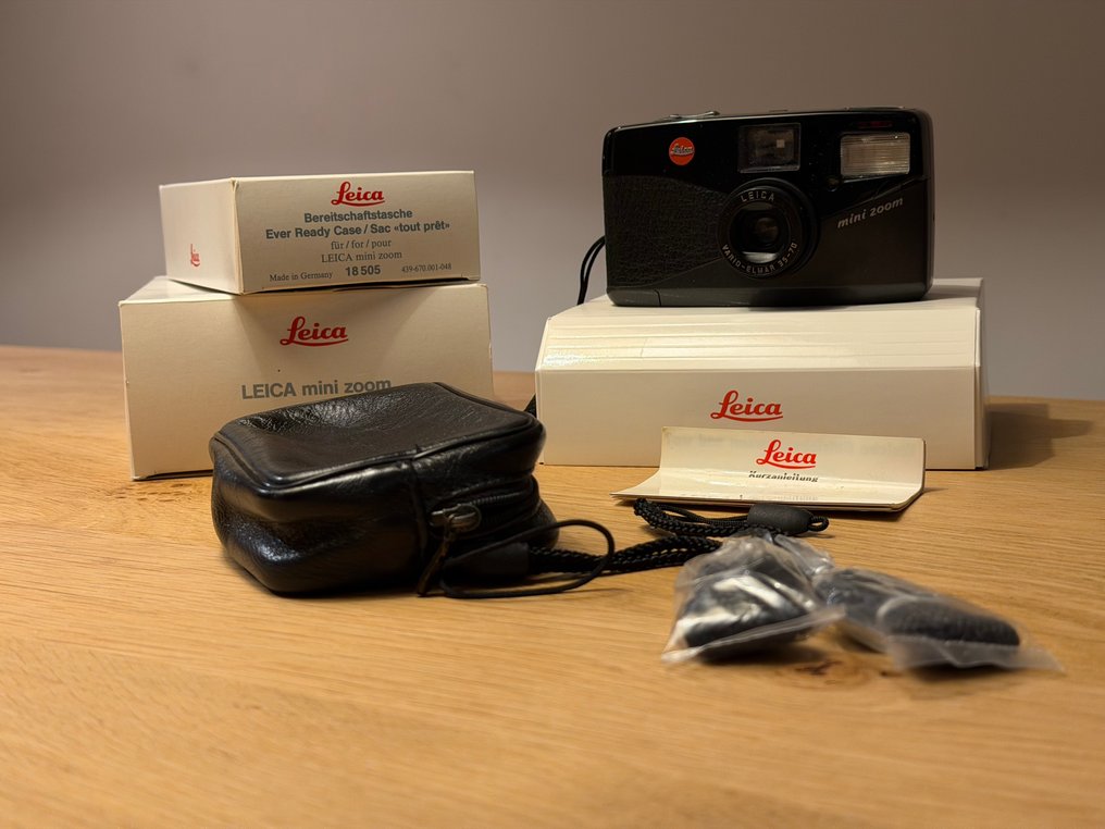 Leica Mini Zoom met datumachterwand, org. tasje, riempjes en verpakkingen (advertentie goed lezen!) Analogue camera #1.0