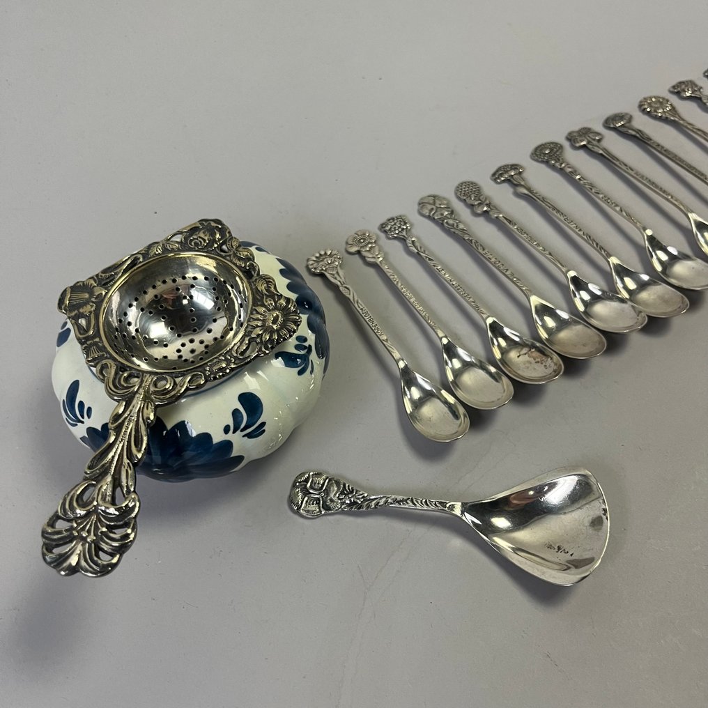 Κουταλάκι του γλυκού (15) - Φλοράλ συλλογή Ασημένιες κουταλάκια τσαγιού με διάφορα λουλούδια - Ζάχαρης και φίλτρο τσαγιού με - Επάργυρο, Κεραμικό #1.0