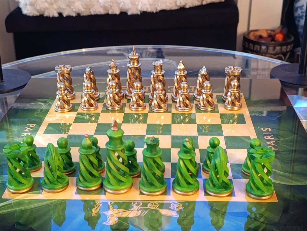 Dominique Kleiner - Hermès Spiral Green Gold #4.3