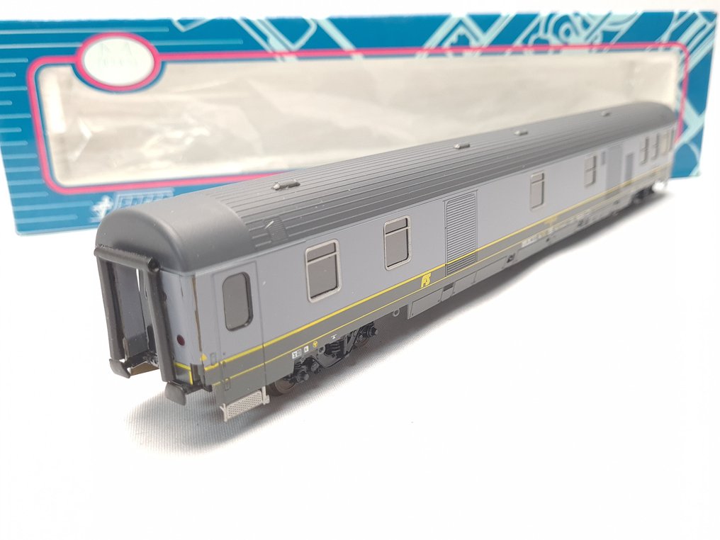 Safer H0 - 8317 - Personvagn för modelltåg (1) - D Tipo Z bagagevagn - FS #1.0