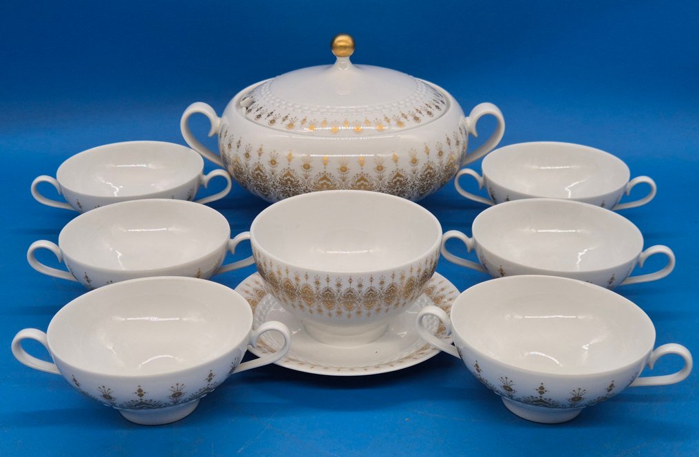 Dinner set - Hutschenreuther Tirschenreuth – Suppenservice mit Goldornamentik – Porzellan, gemarkt - Porcelain #1.0