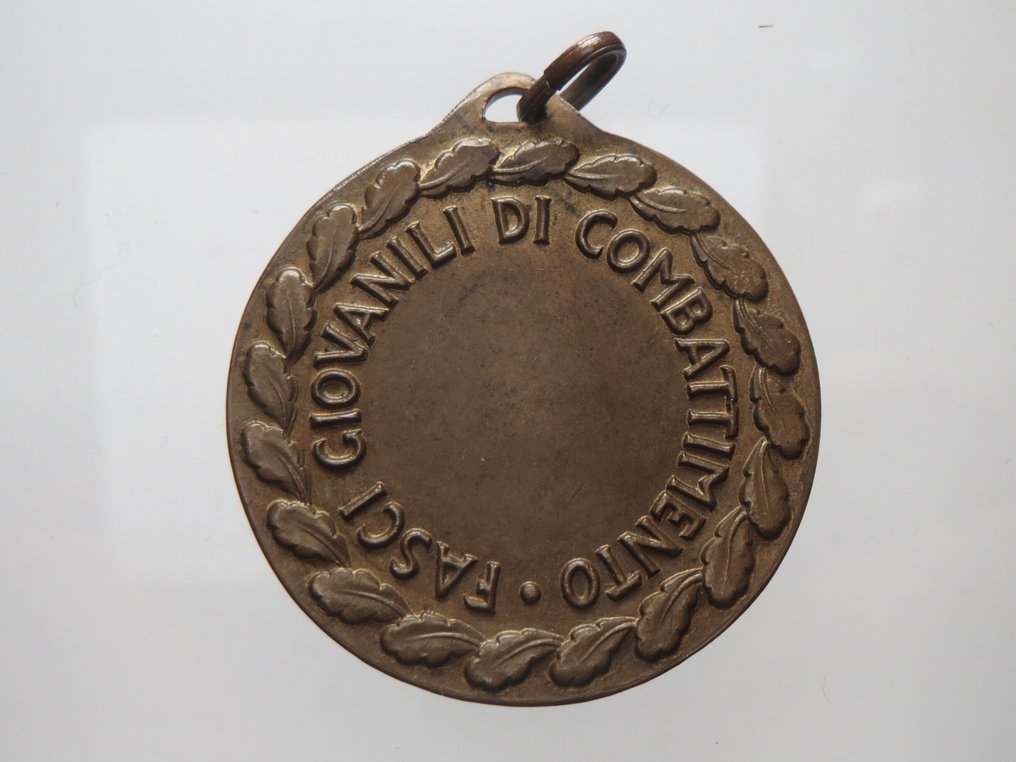 Ιταλία. Lotto di 2 medaglie "Fasci Giovanili di Combattimento" (χωρίς τιμή ασφαλείας) #4.3