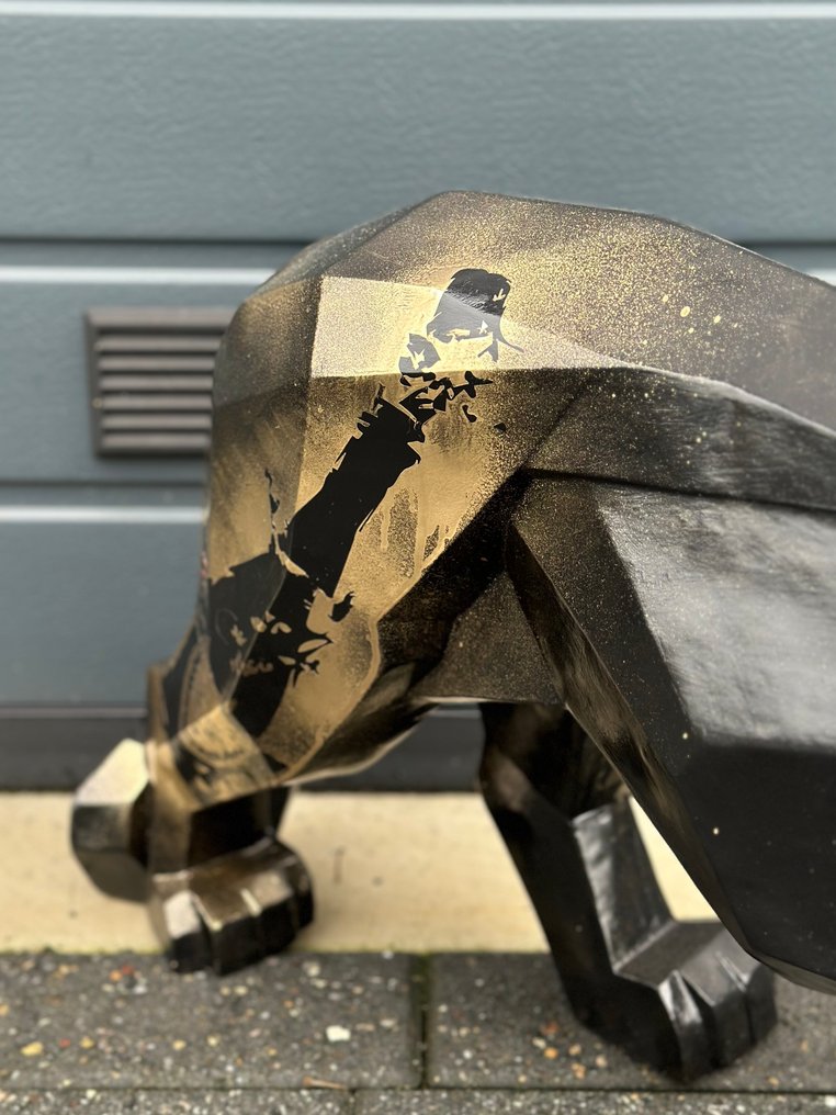 Daluxe Art - 1999 • XL Panther – Dom Pérignon Edition #3.2