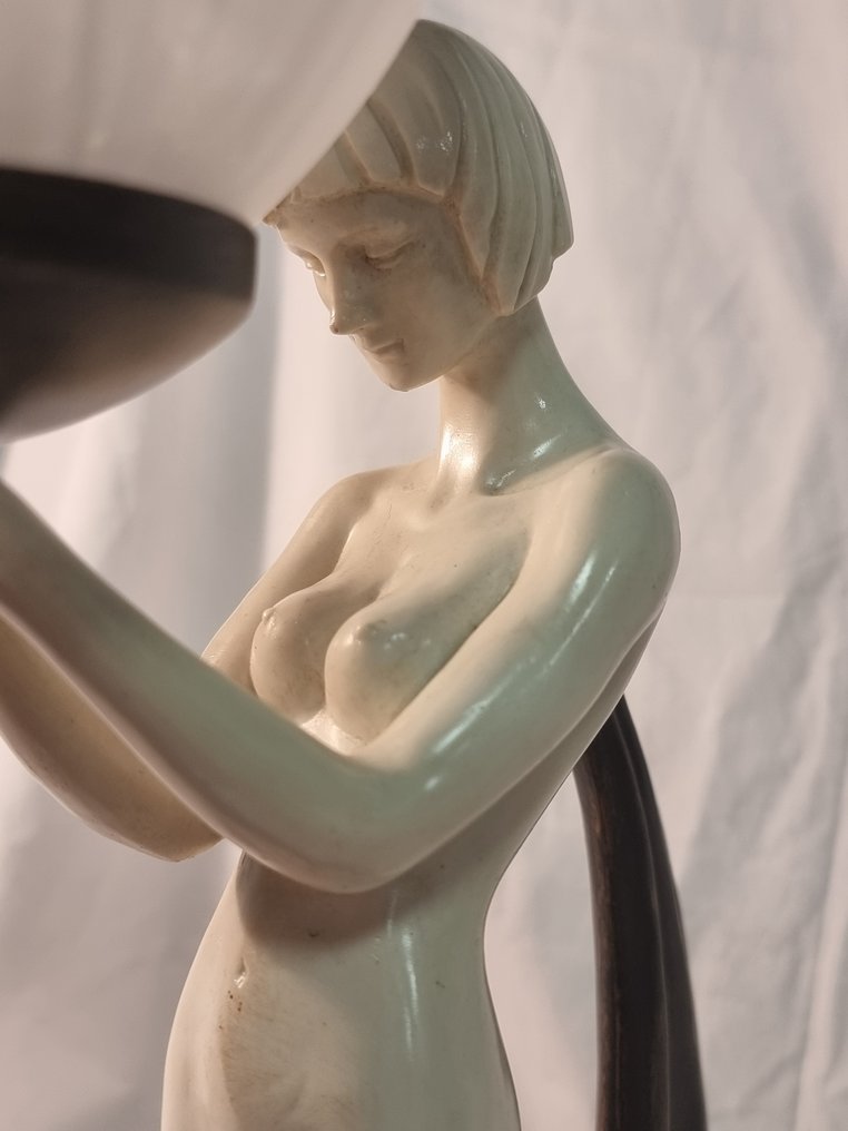 G. Tupton - Figurine table lamp - Glass - In the style of Art Deco #3.2