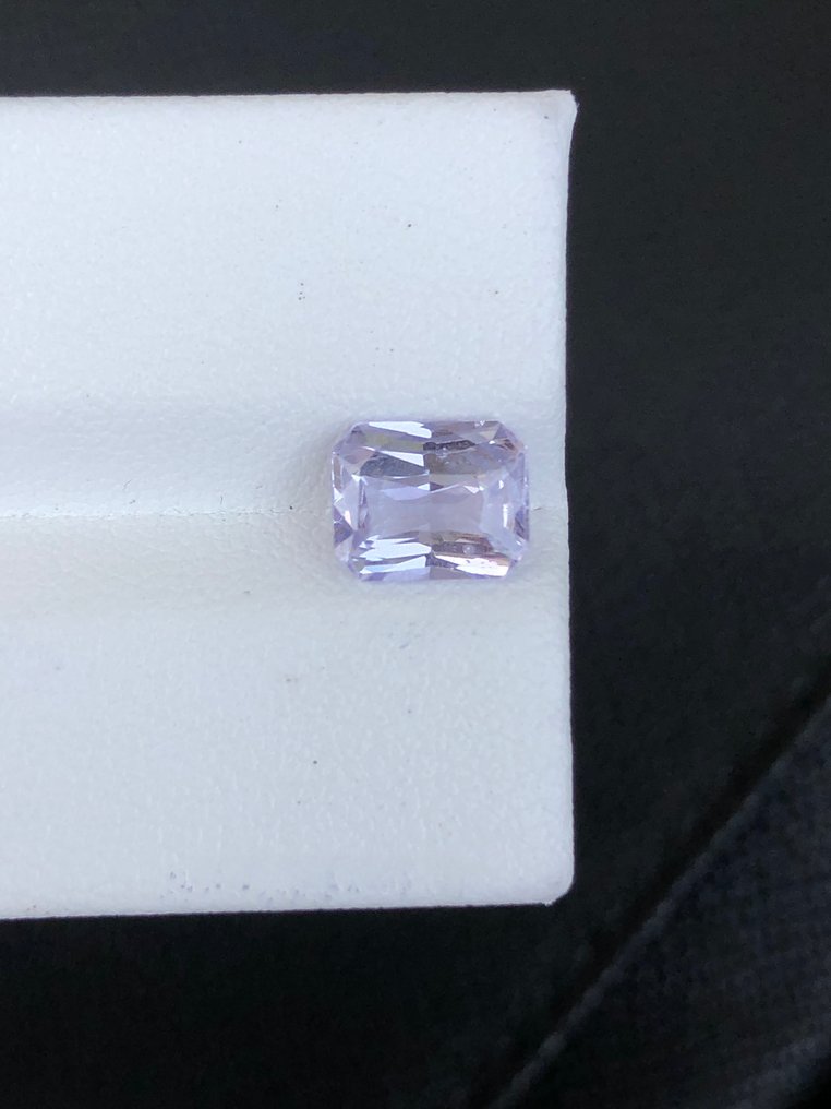 1 pcs  紫羅蘭色 藍寶石  - 2.04 ct - 國際有色寶石協會 (ICA GemLab) #3.2