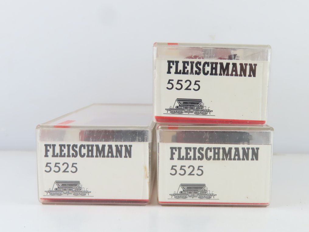 Fleischmann H0 - 5525 - Godsvagn för modelltåg (3) - 3x 4-axlade själv-/underlossare - DB #4.3