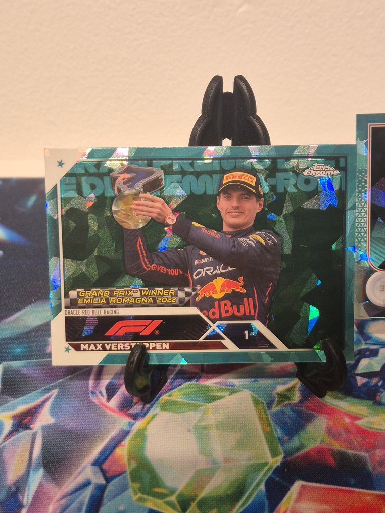 2021, 2022 Topps Chrome, Sapphire Aqua /99 Max Verstappen 33 Rinnakkaiskortti, Sarjoitettu kortti, Rajoitettu painos - 2 Card - Erinomainen (EX) #1.0