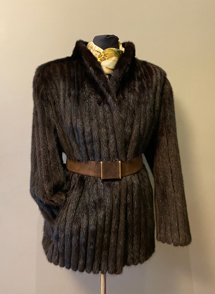 Artisan Furrier - 皮毛大衣 - 复古 #1.0