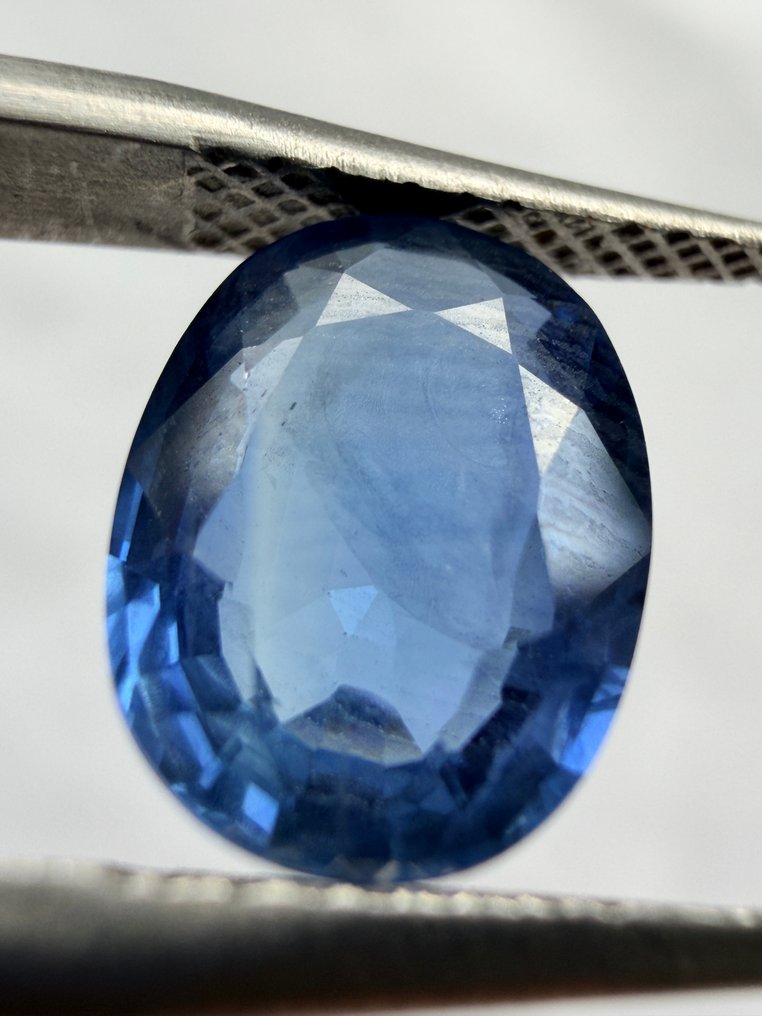 蓝色 蓝宝石  - 2.92 ct - 安特卫普宝石检测实验室（ALGT） #4.3