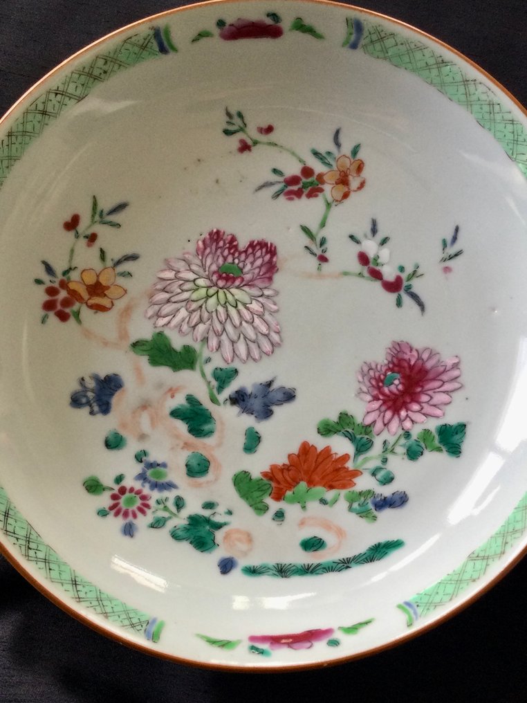 Qing Dynastie - Porseleinen bord met mooie florale beschilderingen - Μπολ - Πορσελάνη #1.0