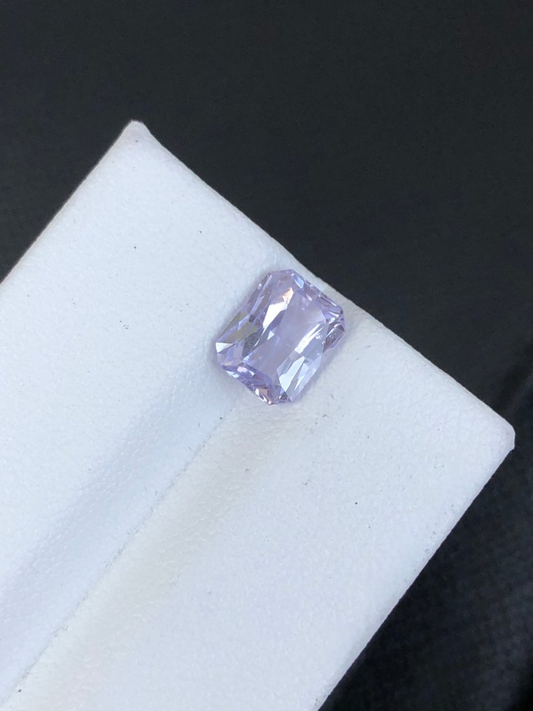 1 pcs  紫羅蘭色 藍寶石  - 2.04 ct - 國際有色寶石協會 (ICA GemLab) #4.3
