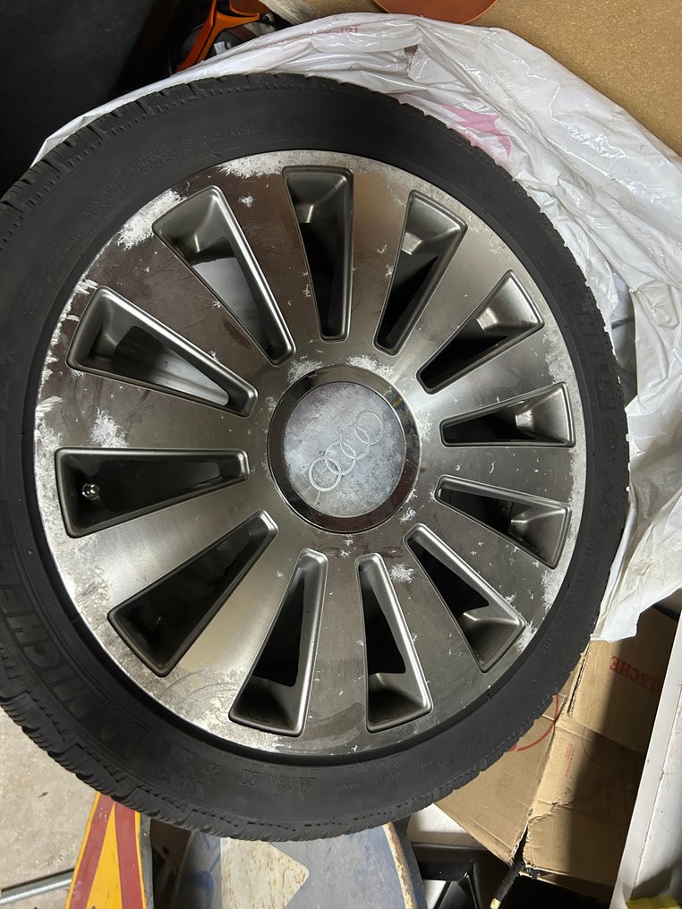 Ανταλλακτικό αυτοκινήτου (4) - Audi - Cerchi Audi 18” #1.0