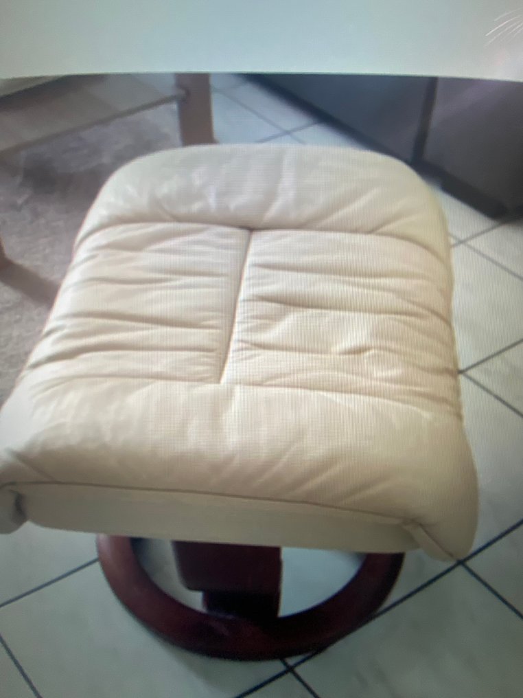 Ekornes - Poltrona com otomano (2) - Pele, Madeira #1.0