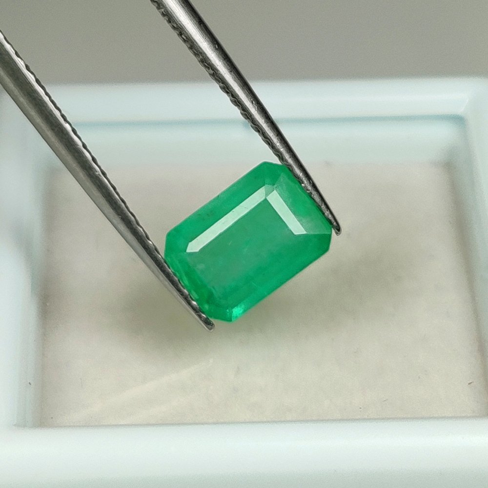 Ohne mindestpreis - 1 pcs Grün Smaragd - 1.29 ct - International Gemological Institute (IGI) #1.0